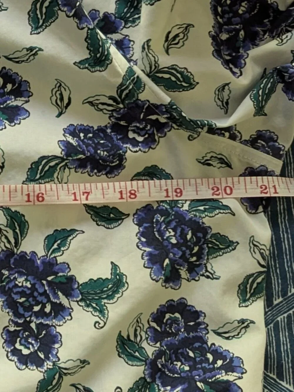 Lands' End Women's 3/4 Sleeve Blue/White Floral Blouse NO IRON Supima Size 12